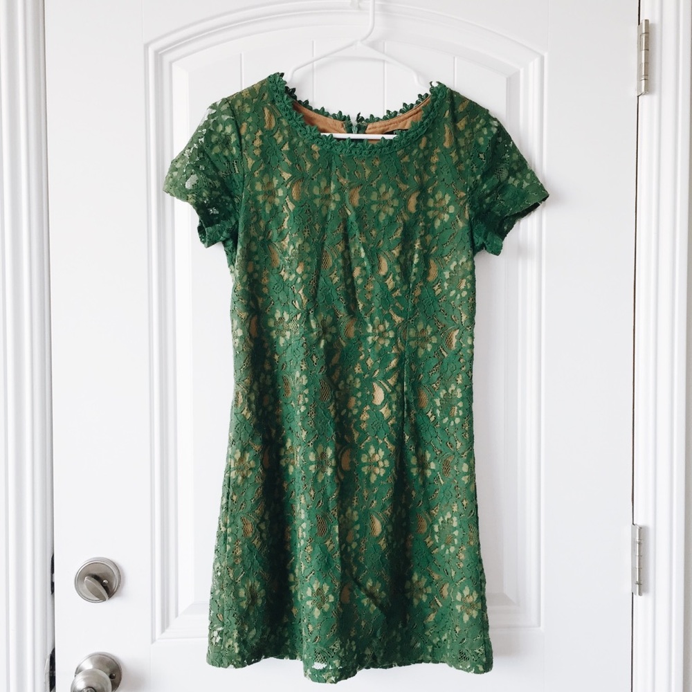 🌼 Green lace mini dress 🌼
